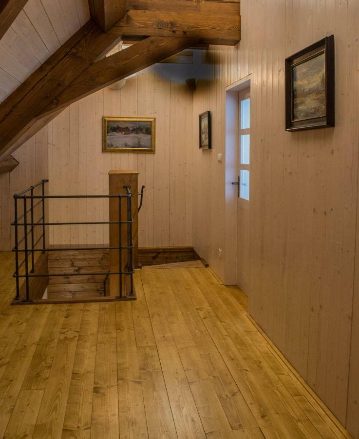 Apartmany Supina トレボン エクステリア 写真